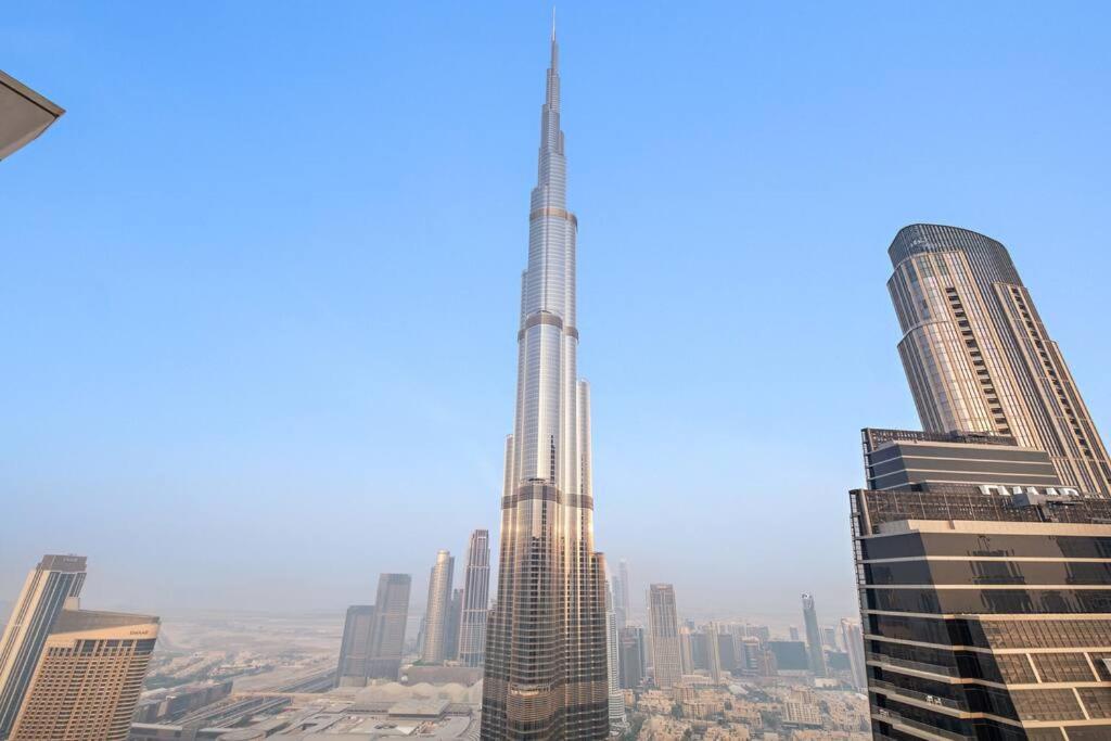 4br Downtown With Burj View Pool Gym And Free Parking Apartment *
