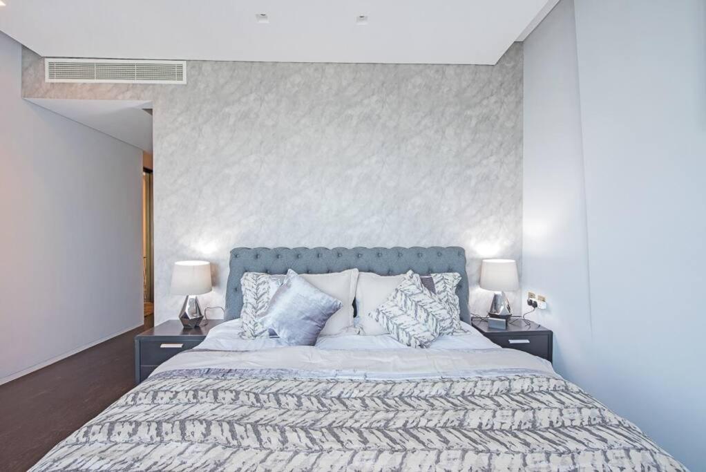 First Class 1br Amazing Marina Views Apartment *