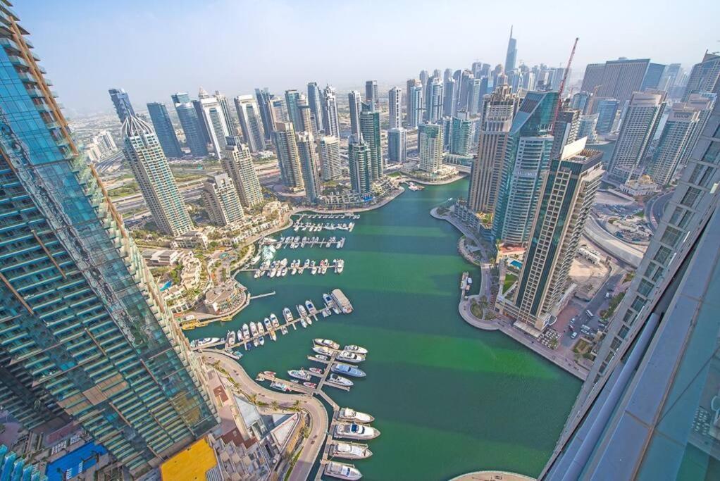 First Class 1br Amazing Marina Views * Dubai